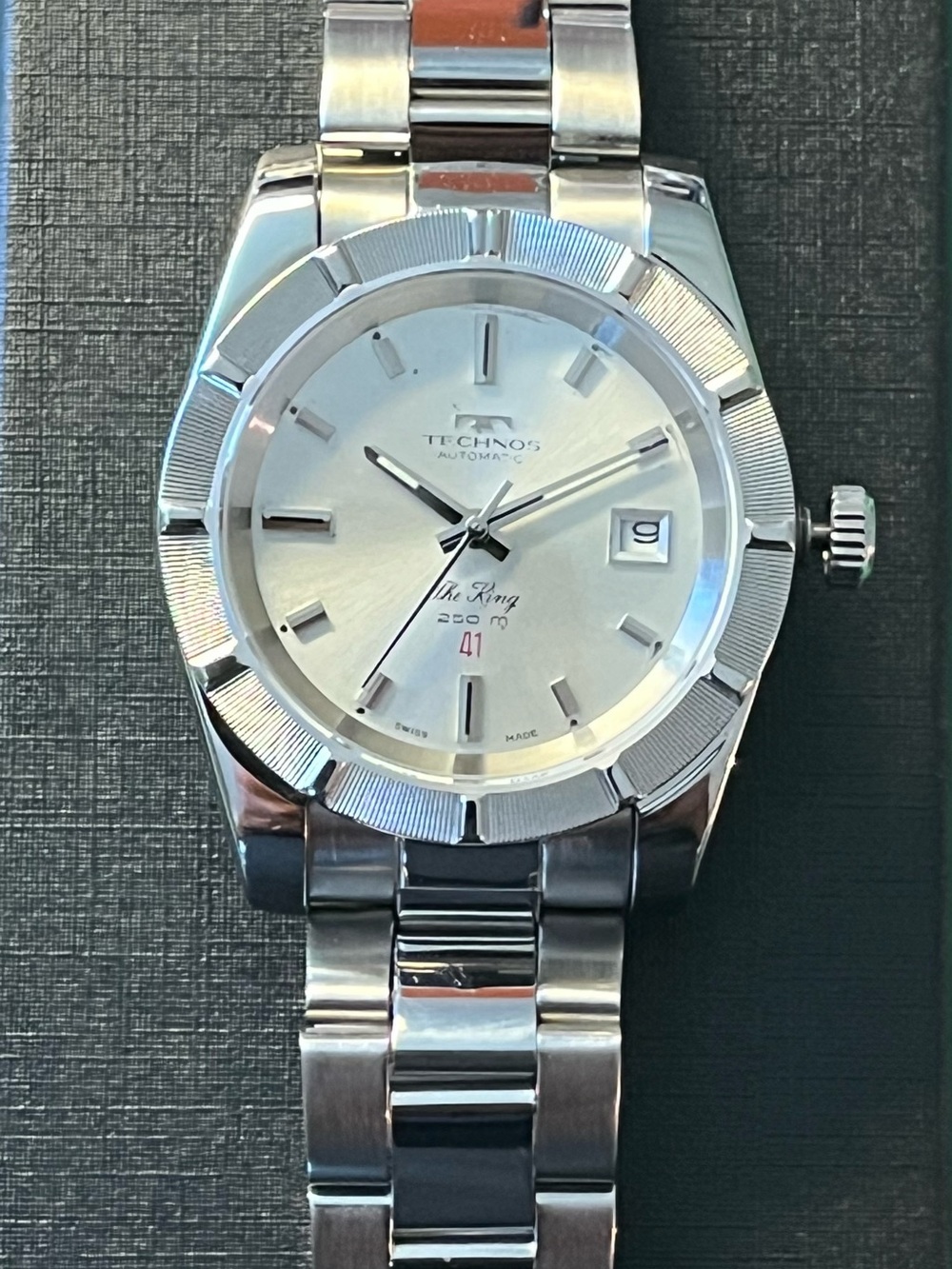 TECHNOS  STAR CHIEF wristwatch